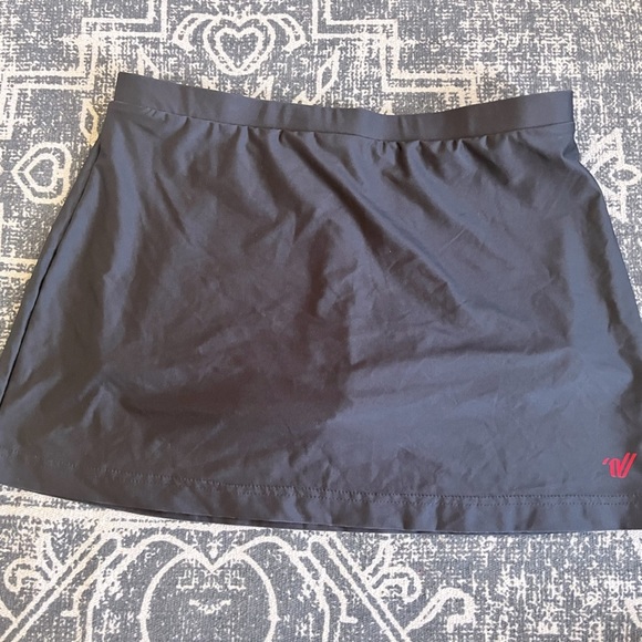 Varsity Dresses & Skirts - NWOT Varsity Black Tennis/Cheer Mini Skirt Size S